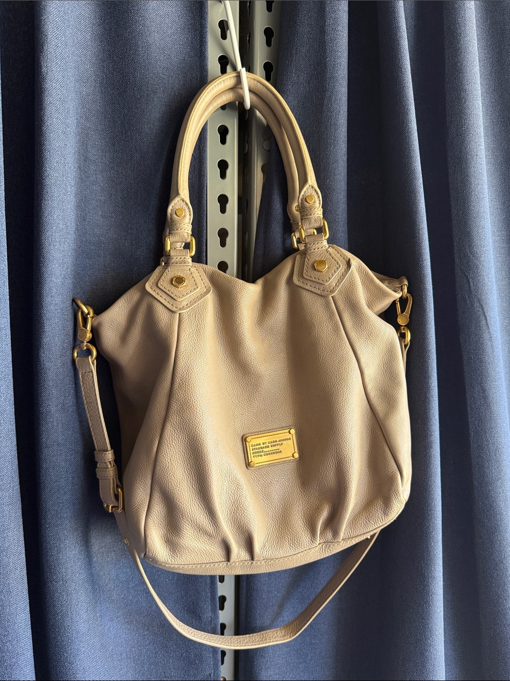 Marc by Marc Jacobs Beige Leather Shoulder Bag with Gold Hardware